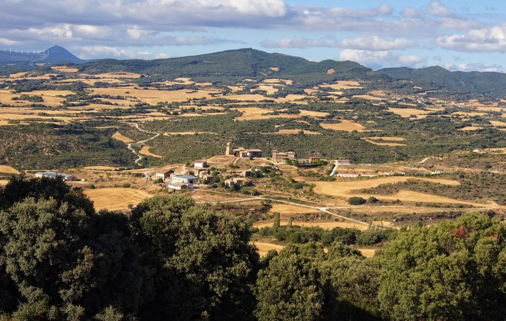 Hotel Rural Valdorba Sansoain Bagian luar foto