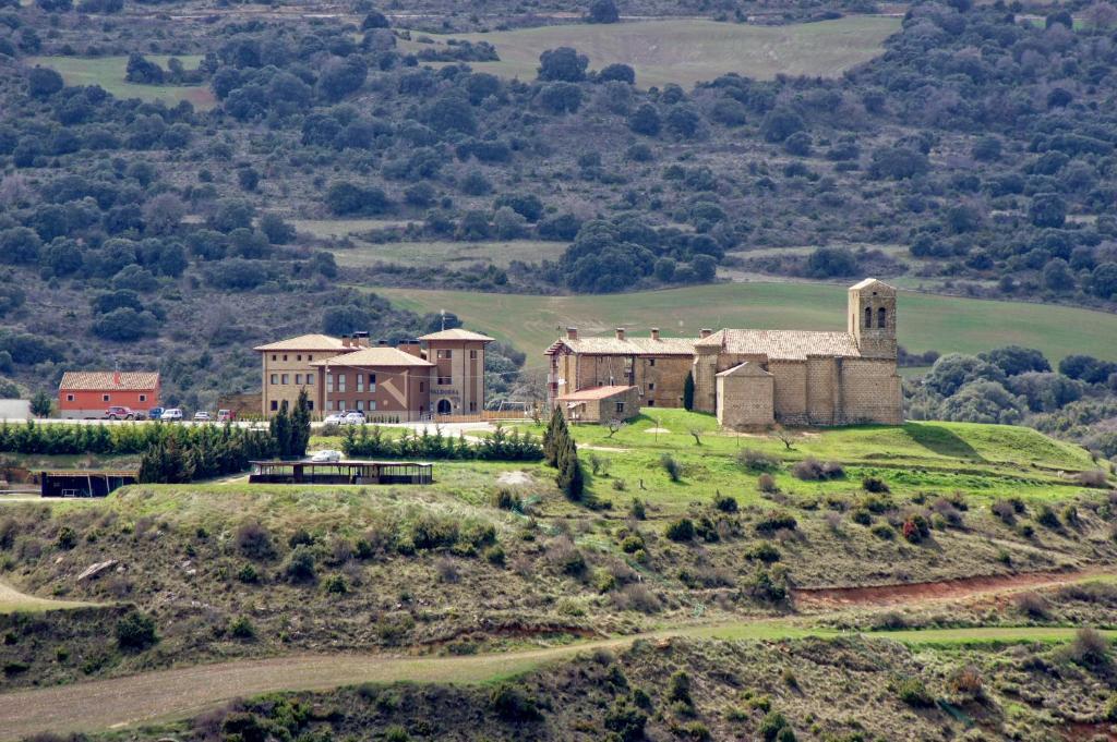 Hotel Rural Valdorba Sansoain Bagian luar foto